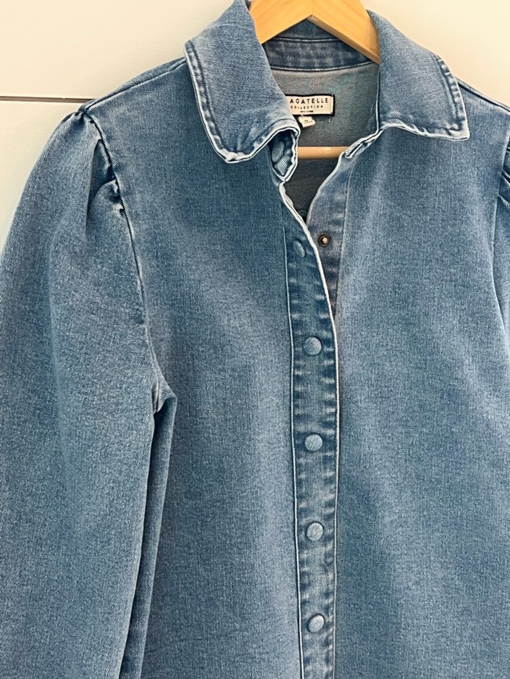 bagatelle Faded Blue Denim Puff-Sleeve Button Top medium - Picture 5 of 5